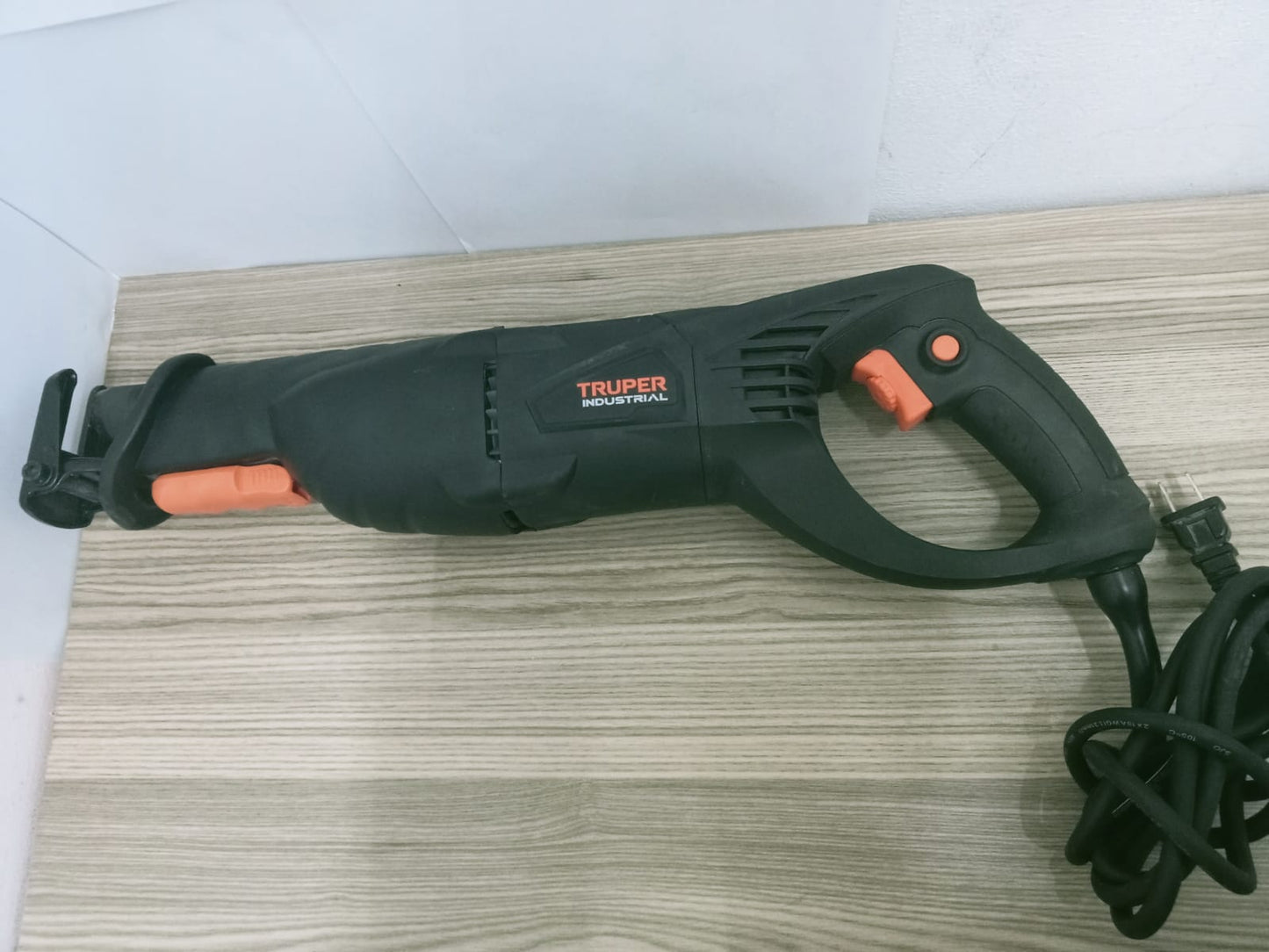 🔧 Sierra Sable TRUPER SISA-N2-usado