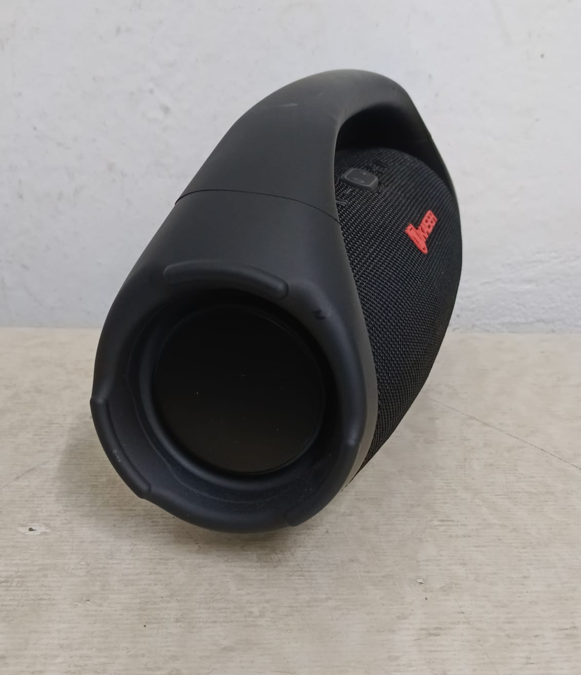 Bocina recargable KAISER kw-2018bk, usado