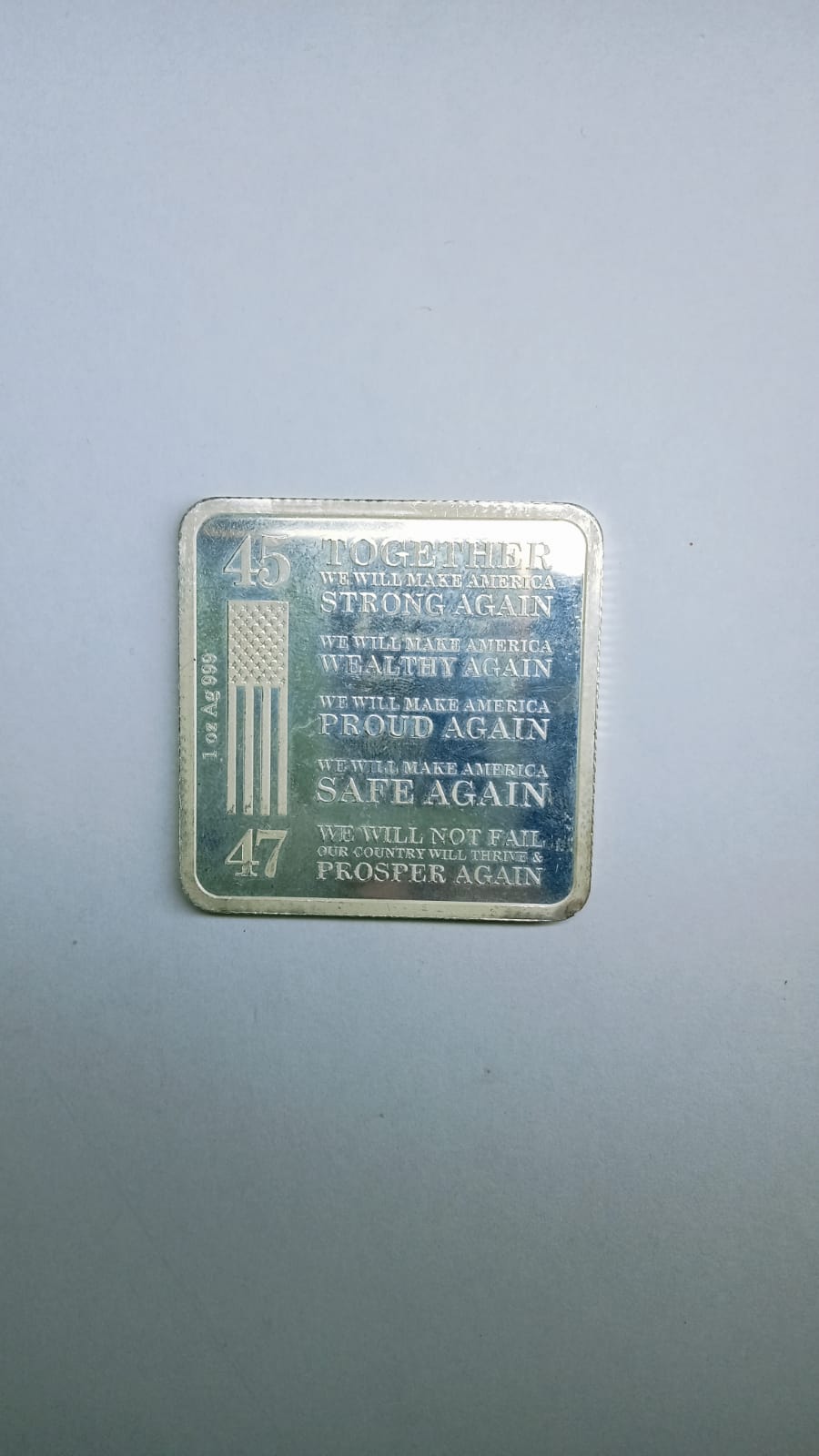 Moneda Conmemorativa "Trump Train" Plata Ley .999