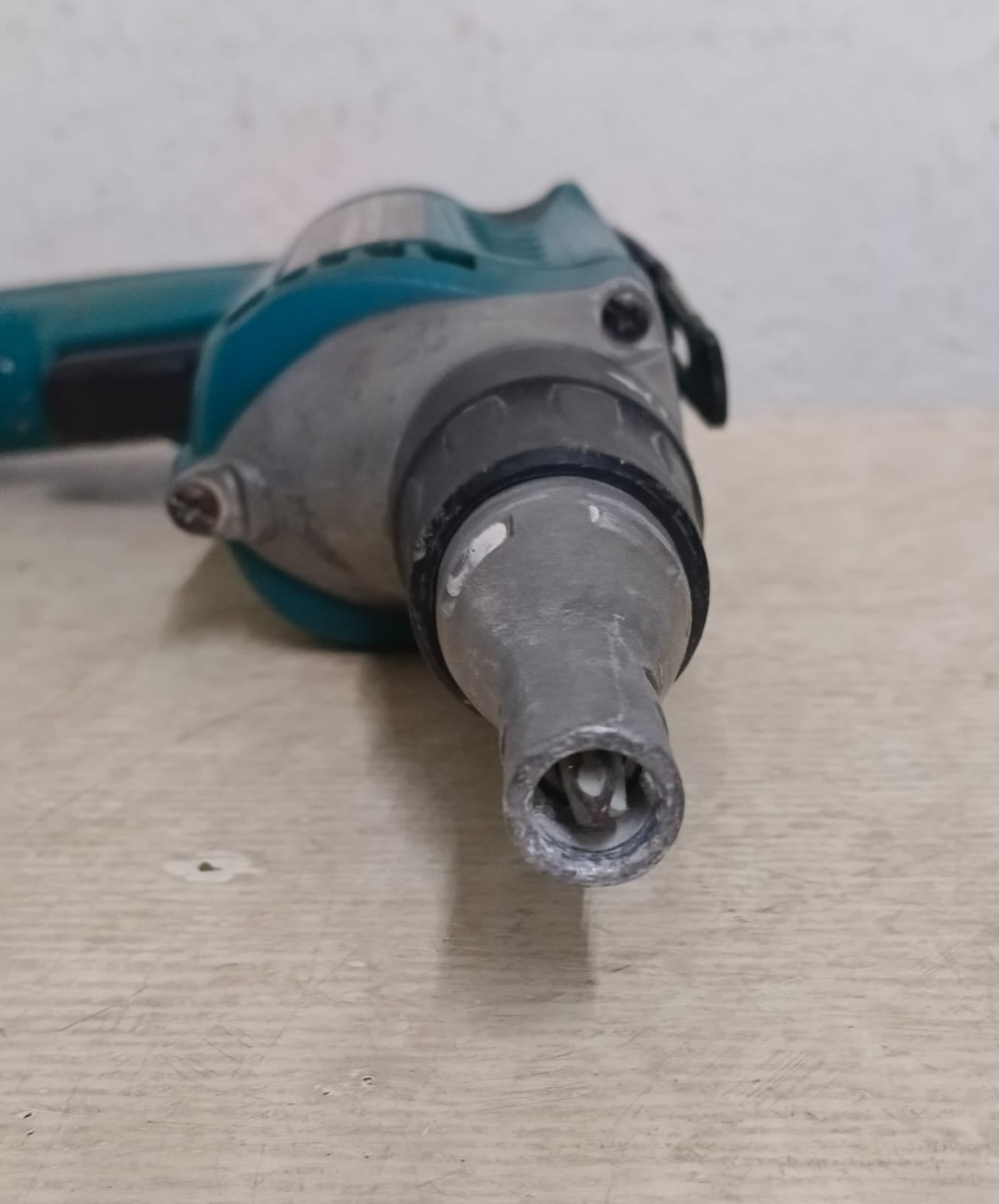 Atornillador MAKITA FS4200, usado