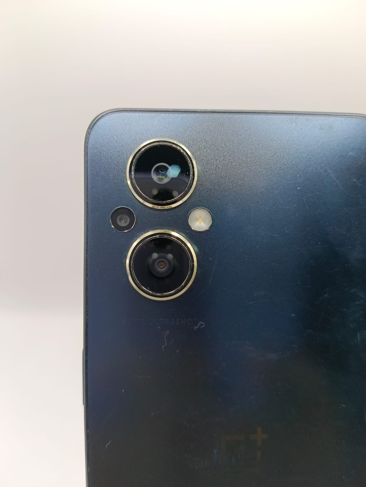 Celular One plus nord n20 5g 128gb 6ram, usado