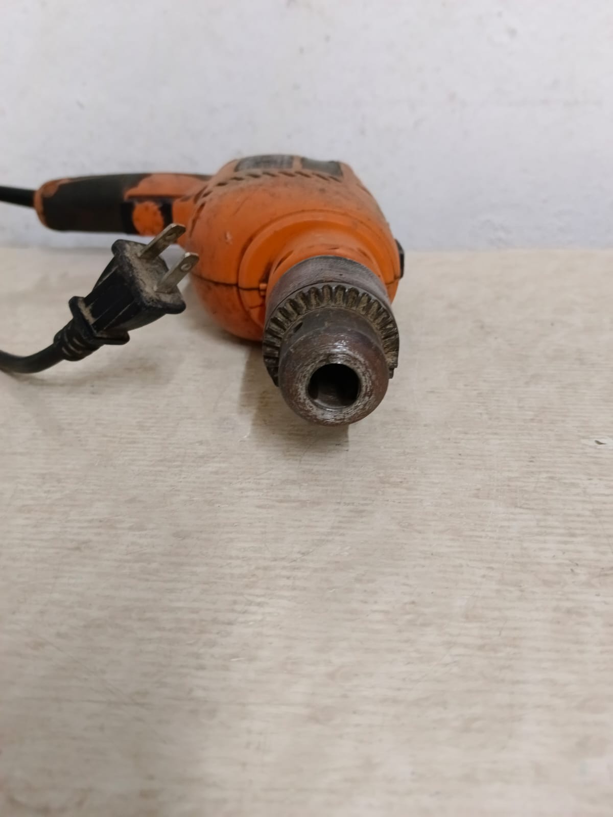 Taladro TRUPER roto 1-a, usado