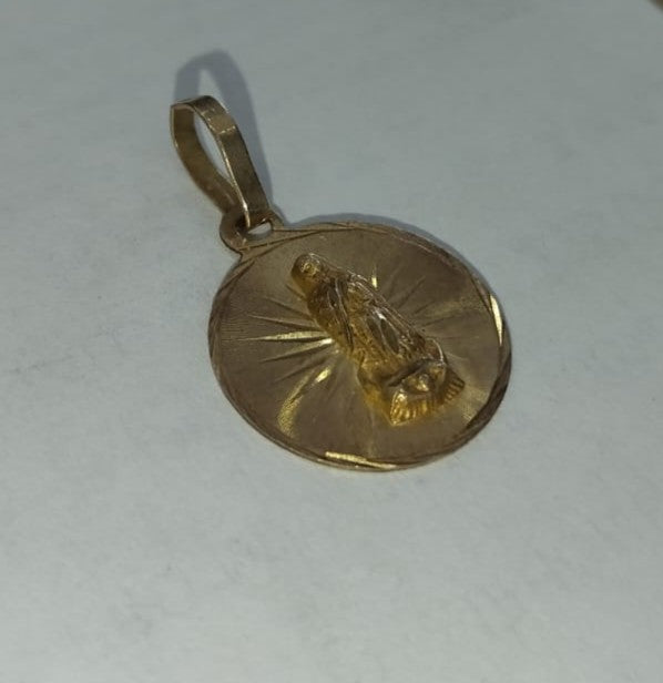 💛✨ DIJE DE ORO 10K – VIRGEN DE GUADALUPE ✨💛