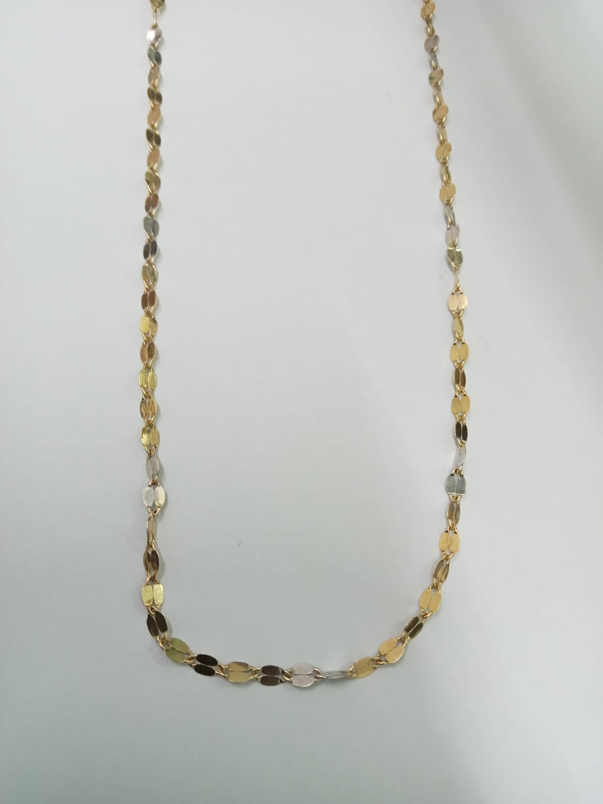 💫 Collar Tejido Moderno en Oro 10k – Estilo Contemporáneo con Brillo Atemporal 💫