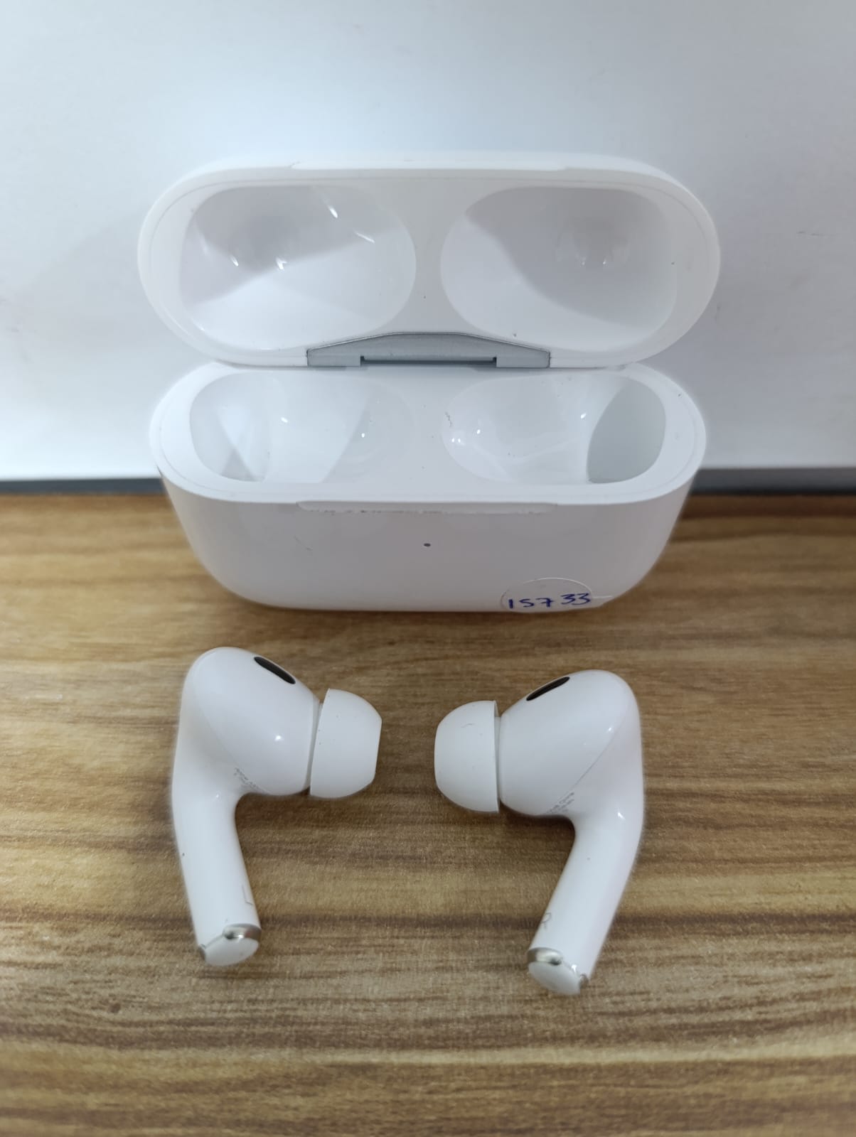 AIRPODS APPLE 2 GEN USADOS