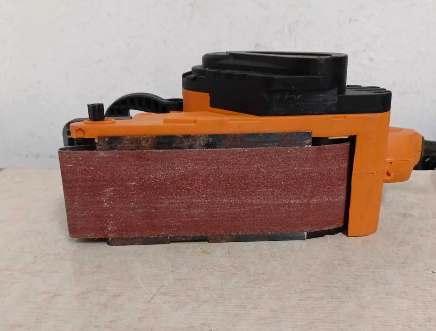 Lijadora de banda TRUPER liba 32x32, usado