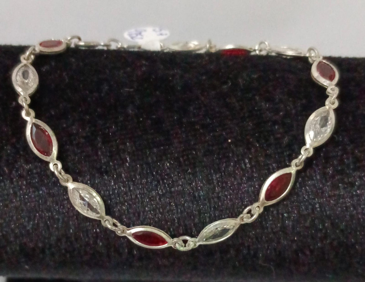 Pulsera eslabon ovalo rojo PLATA 925 peso 3.7gr, usado