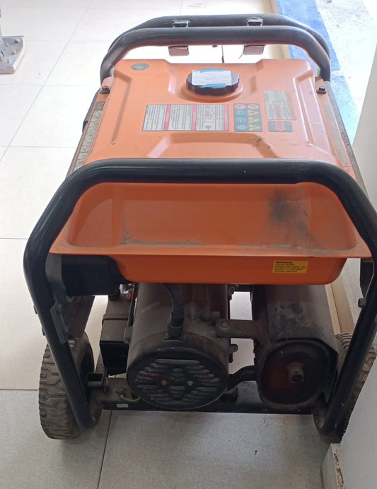 Generador Portátil Generac GP8000E – 8,000 W 🏷️ USADO 🎨🏷️