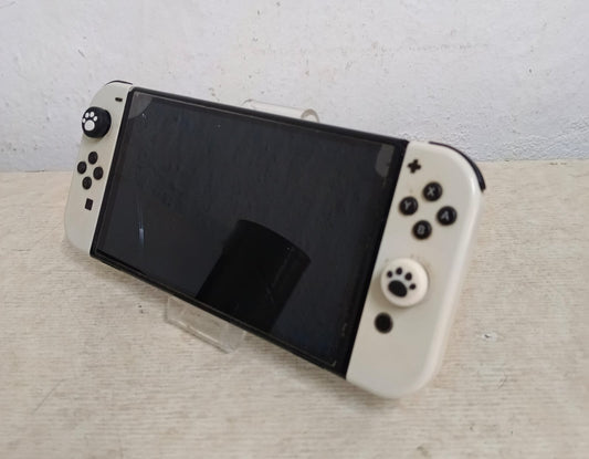 Nintendo SWITCH OLED 3 juegos, usado