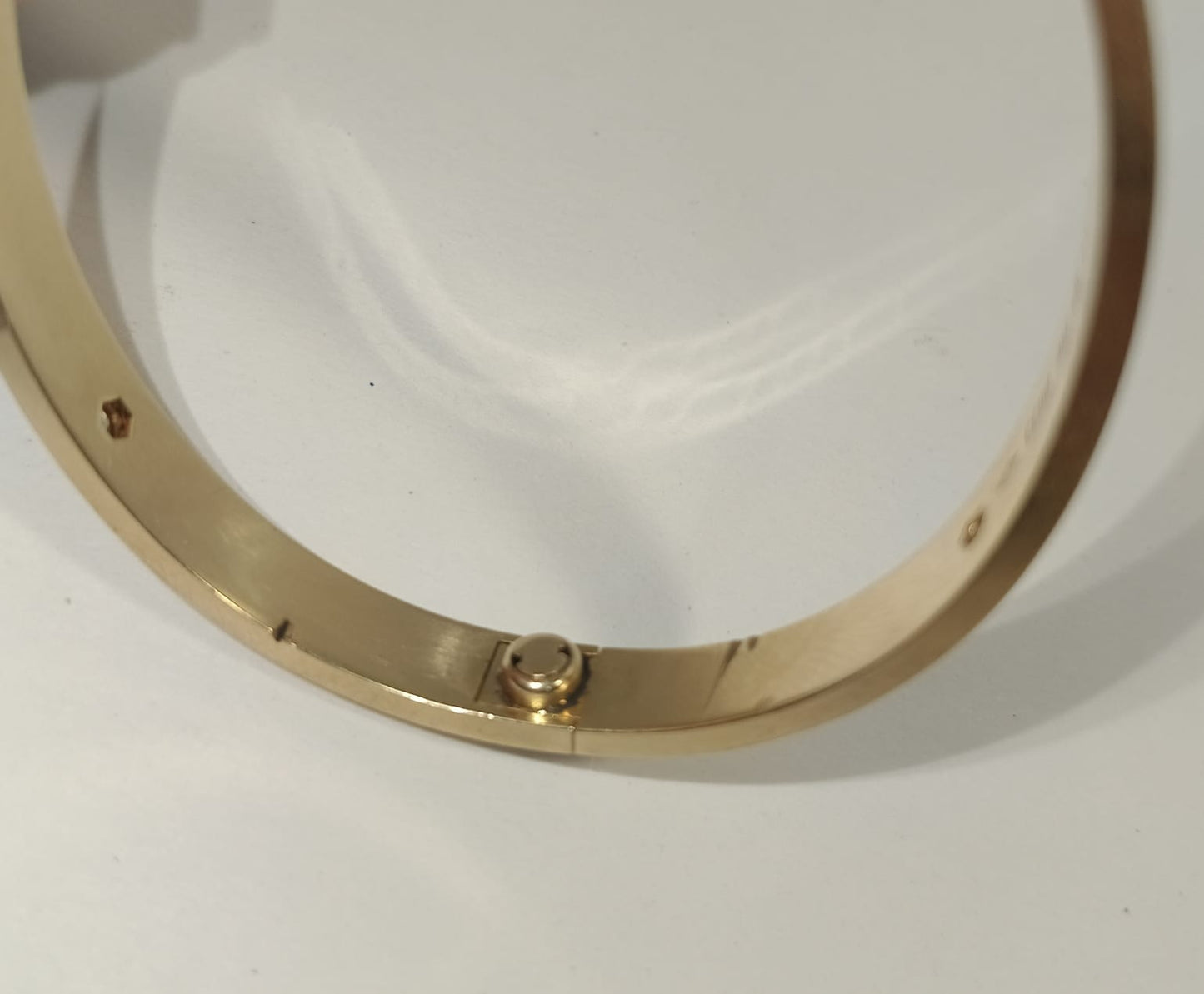 Pulsera Tipo Cartier en Oro de 18k con Piedritas – 31g 💛✨