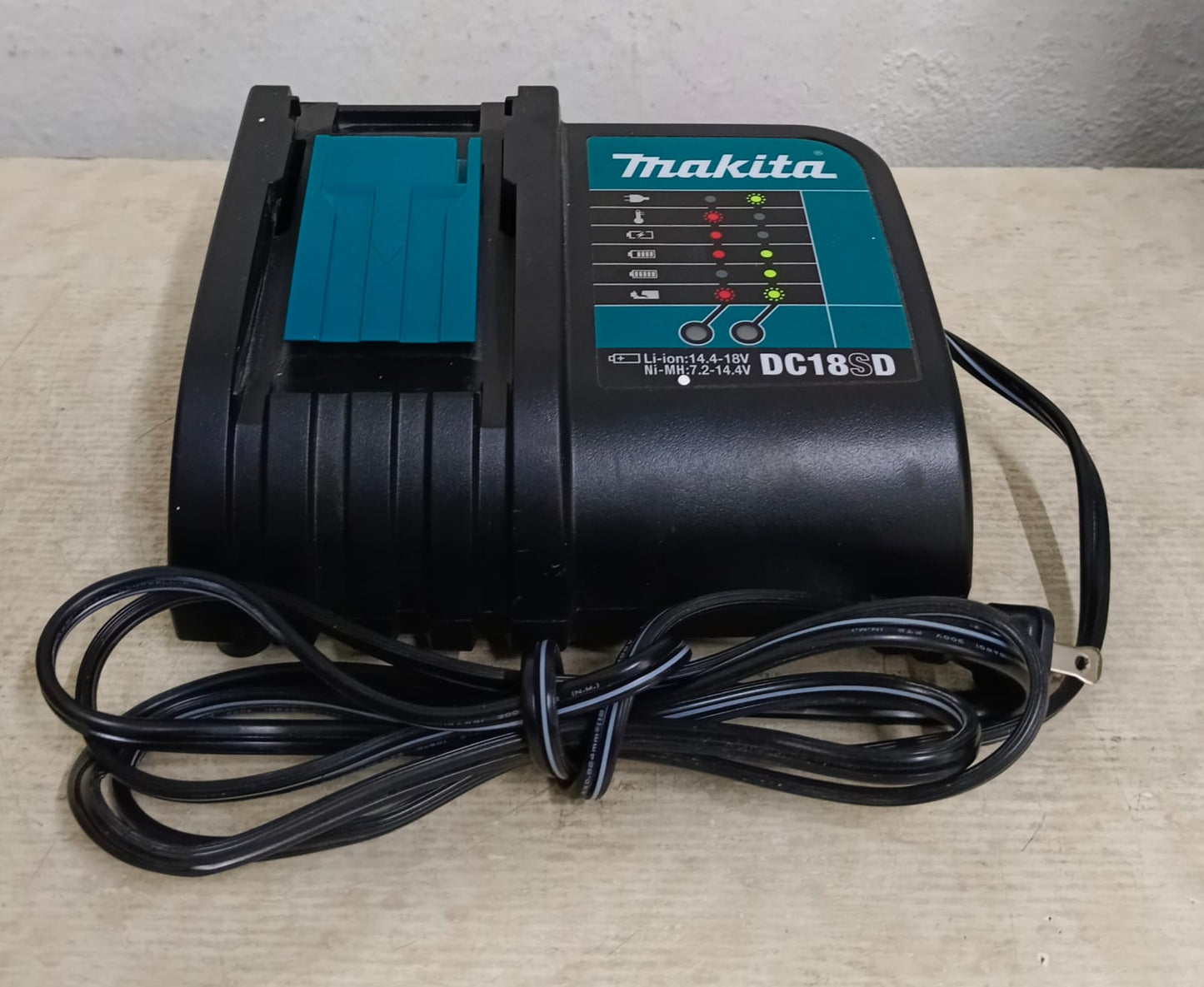 Taladro inalambrico MAKITA dhp453, usado