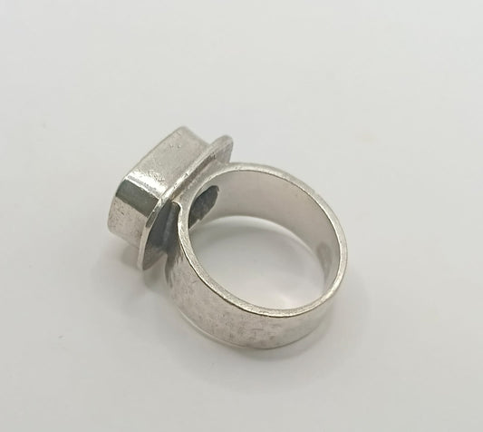 Anillo con sintetico PLATA 925 peso 12.8gr