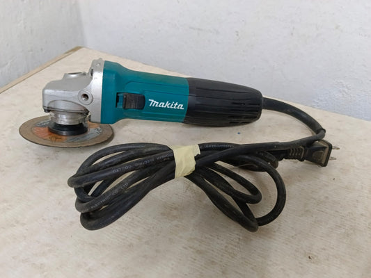 Esmeriladora GA4530 Makita 🎟️ USADA 🎟️