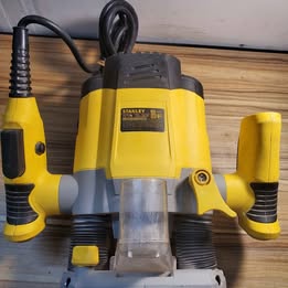 Stanley SRR1200 1200W 127V usado: