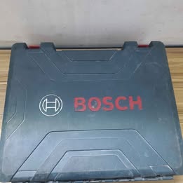 Bosch GSB 180-LI usado