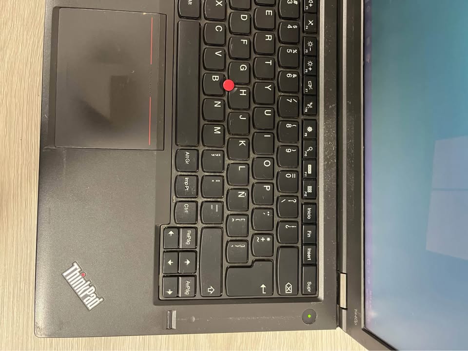 Laptop Lenovo thinkpad 16 RAM Core i5 500 SSD