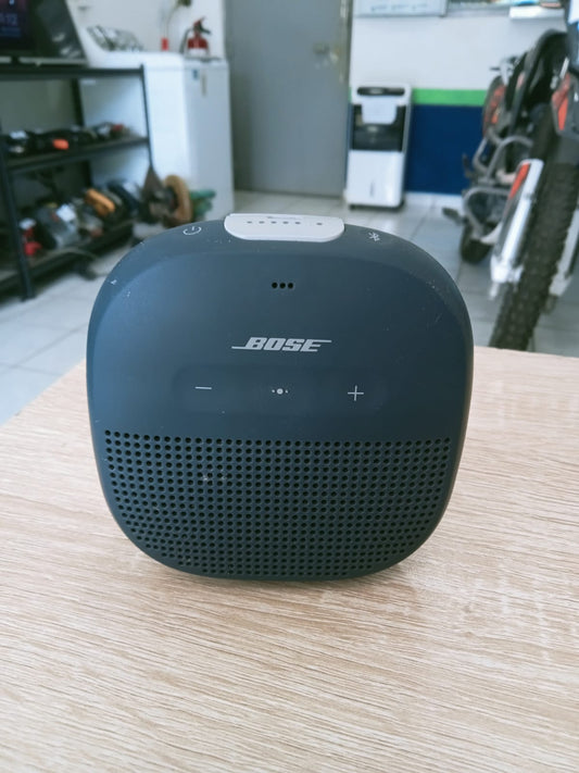 Bocina soundlink micro-usada