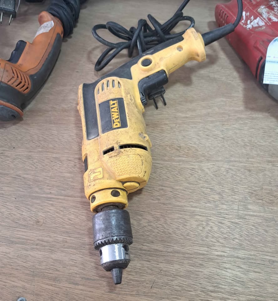 Rotomartillo Dewalt DWD024 usado