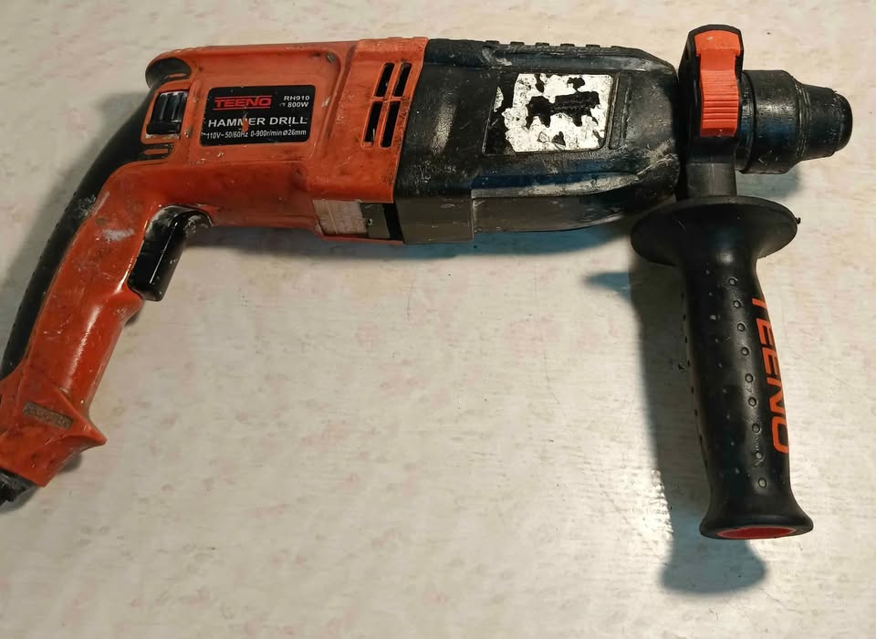 Taladro rotomartillo Tenno Hamer drill, usado
