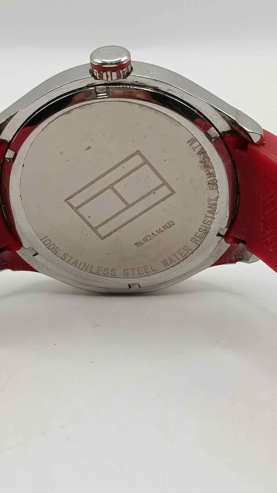 Reloj tipo pulsera Tommy Hilfiger at45676, usado