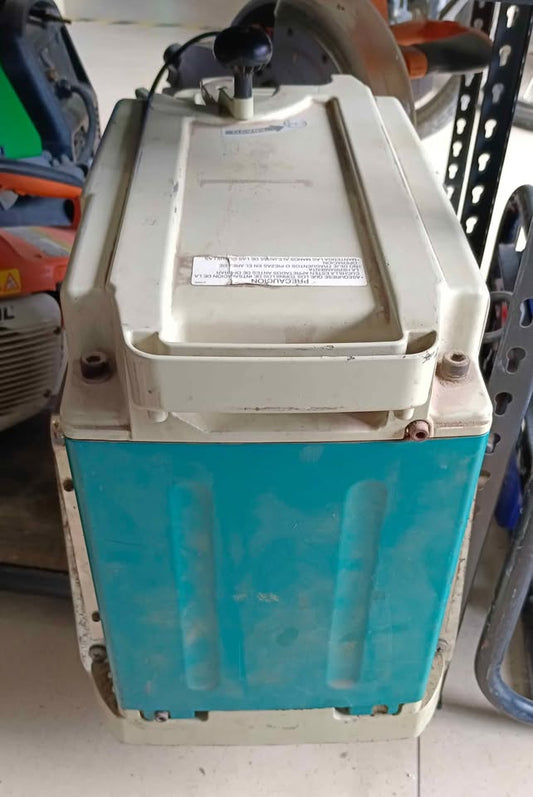Cepillo calibrador Makita, usado