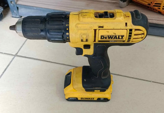 Taladro inalámbrico Dewalt, usado