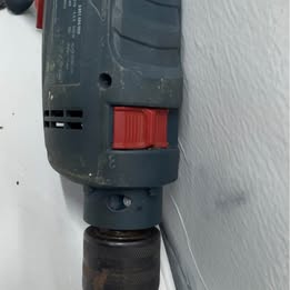 Taladro Bosch GSB 550 RE – Usado