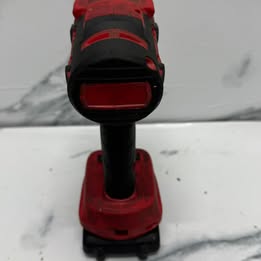 Llave de Impacto con Cargador y Batería – Usada