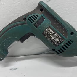 Taladro Makita HP1640 – Usado