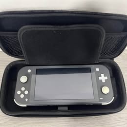Nintendo Switch Lite + 1 juego