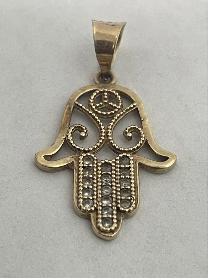 Dije oro 10k/1.2gr/3cm largo/2cm ancho