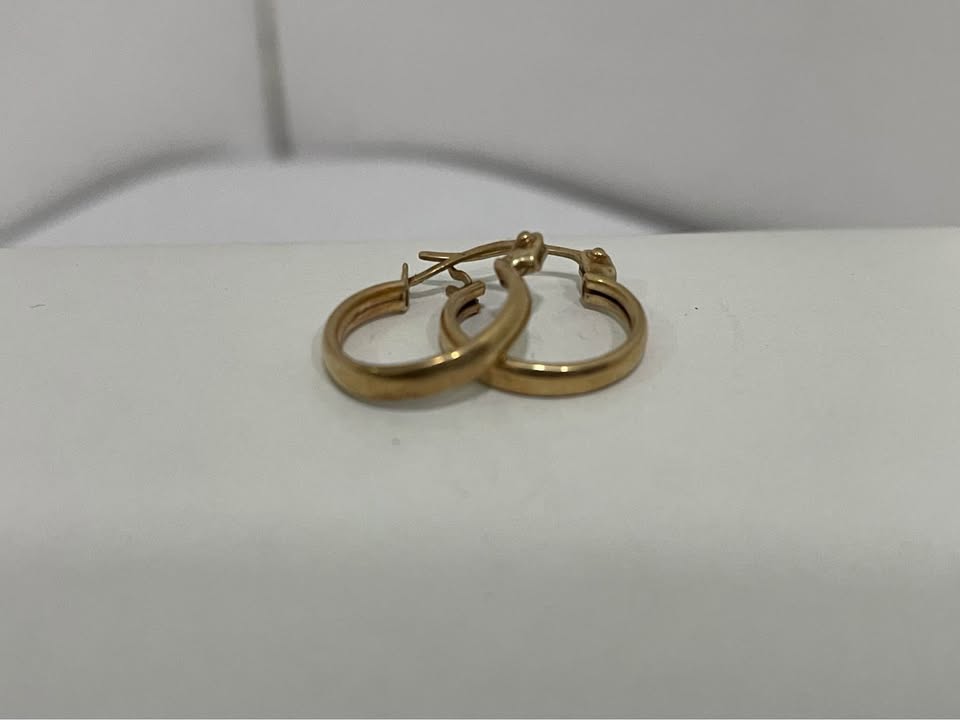 Par de aretes oro/10k/1gr/