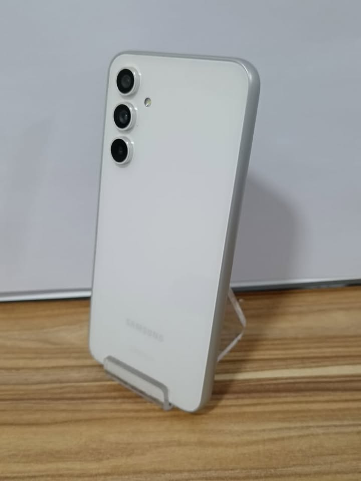 Celular Galaxy A54 128 GB 4 Ram Libre