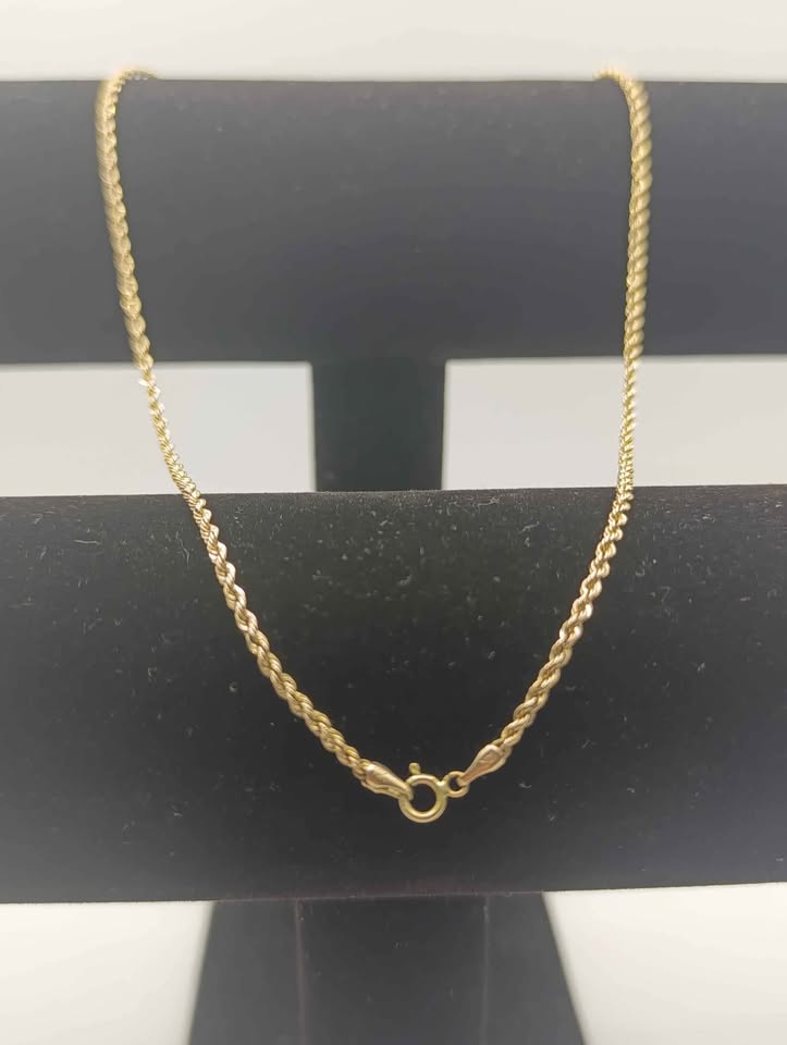 Cadena tejido torzal de oro 8k 1.7gr 23 cm abrochada