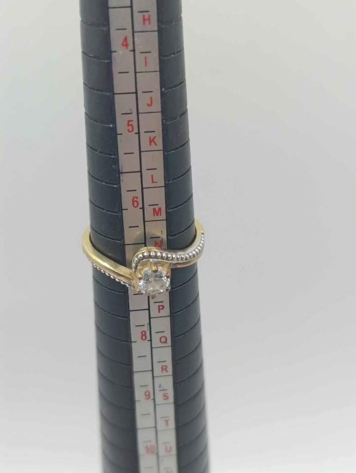 Anillo de oro con piedra 10k 2.4 gr #6.5