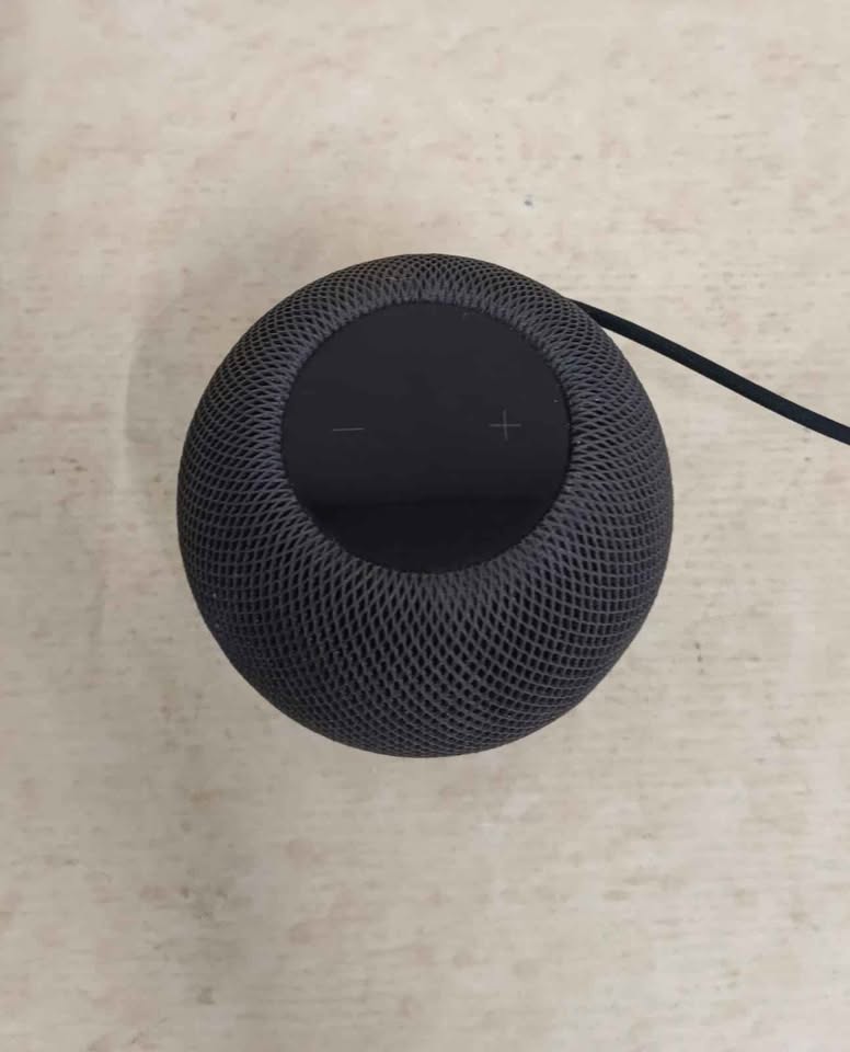 Bocina inteligente aplee homepod mini, usado