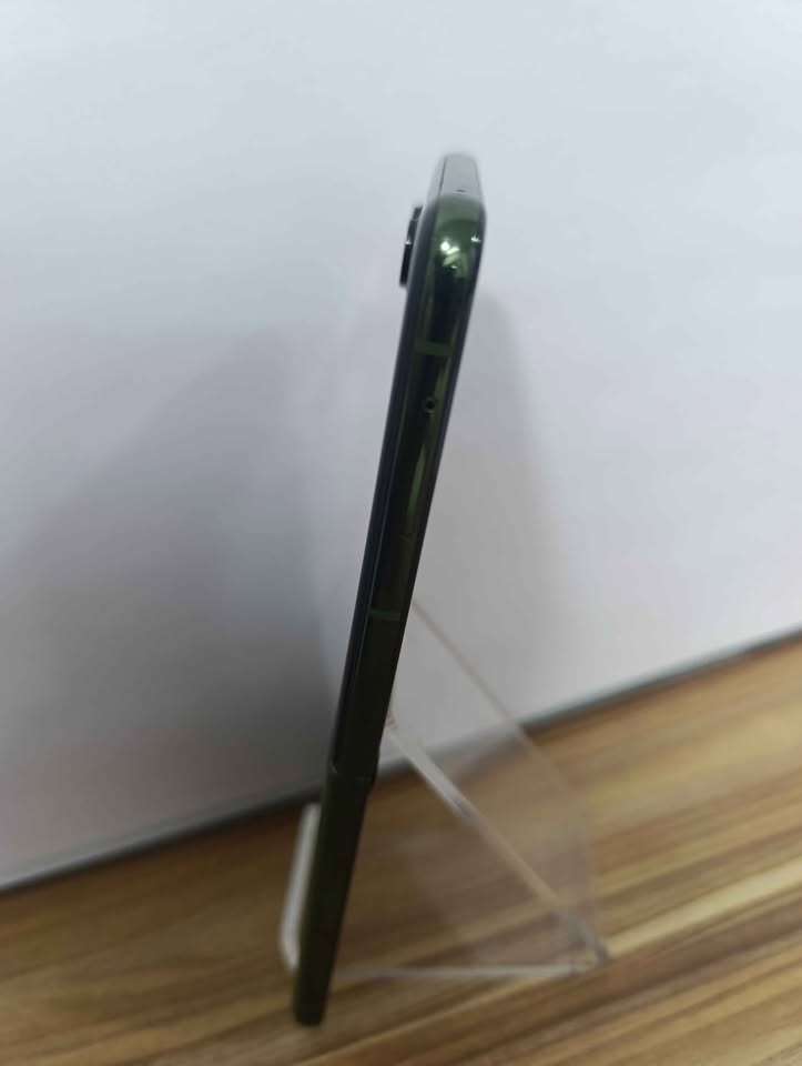 Celular RAZR 50 ultra 512gb 12 ram liberado USADO