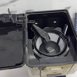 Cafetera Oster 12 Tazas – Usada