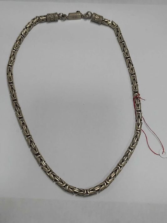 Cadena de plata
