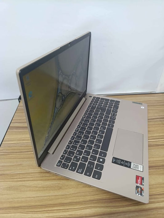 Laptop Lenovo rizen 7 477gb SSD 16ram 2gb tarjeta gráfica USADA