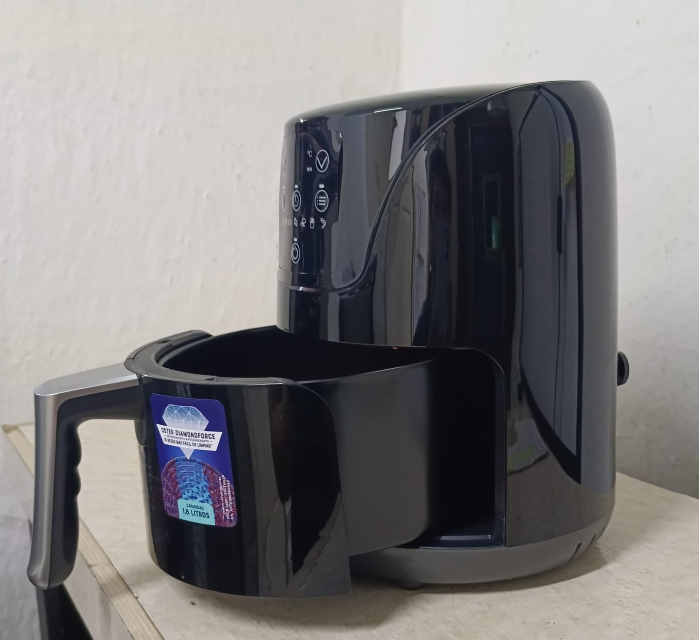 Freidora de Aire Oster ckstaf18ddf, usado