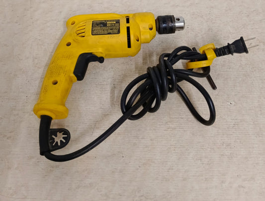 Taladro DEWALT dwd014-b3, usado