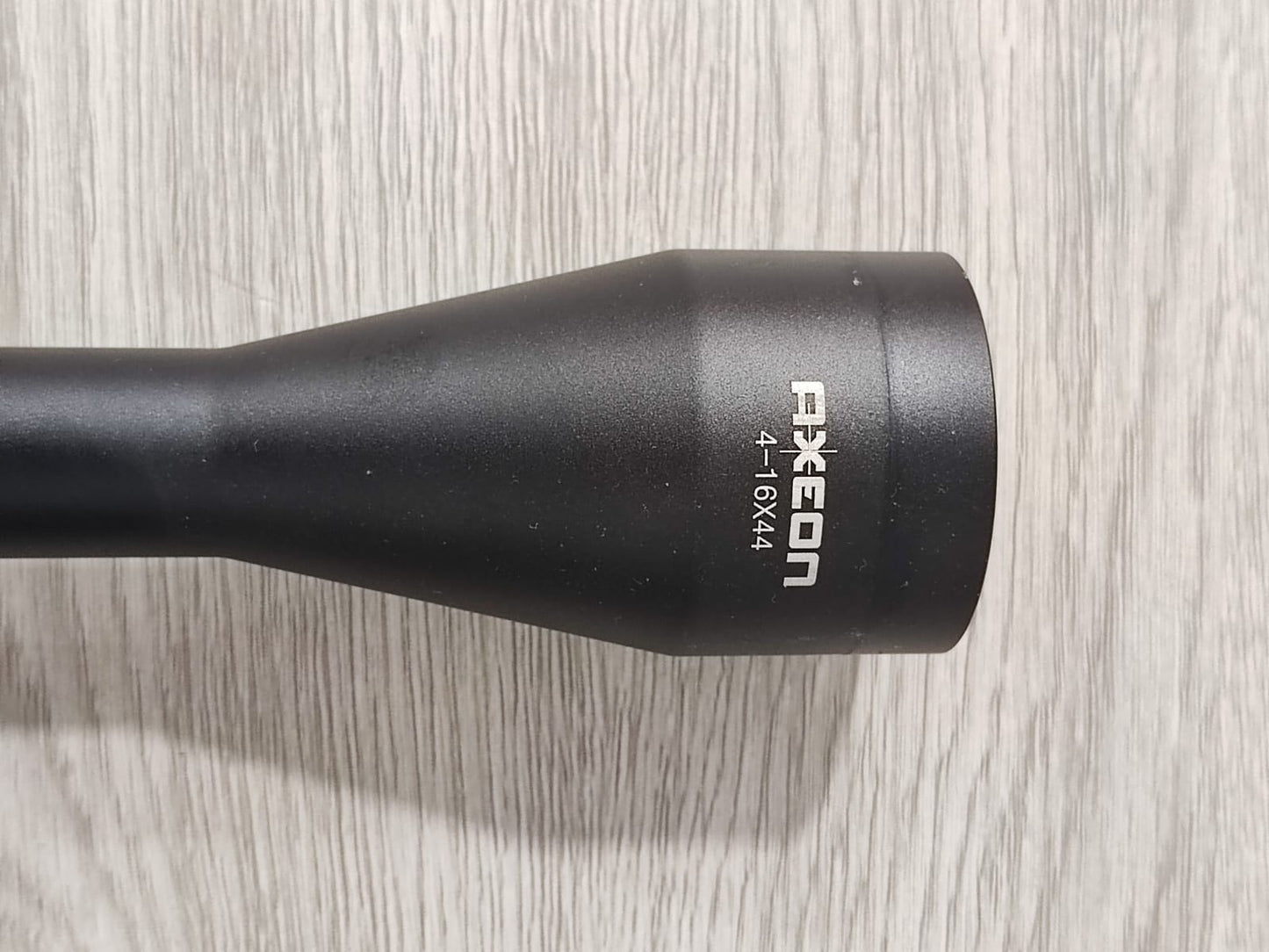 Mira telescopica Axeon 4 16x44 Usada