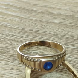 💍ANILLO 10K CON SINTETICO