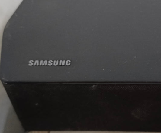 Barra de sonido SAMSUNG soundbar by4, usado