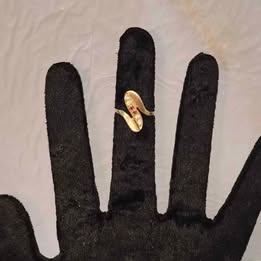 Anillo con sintéticos 8k p 2.1gr