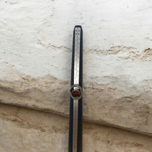 Plata anillo piedra roja .925 5.7g