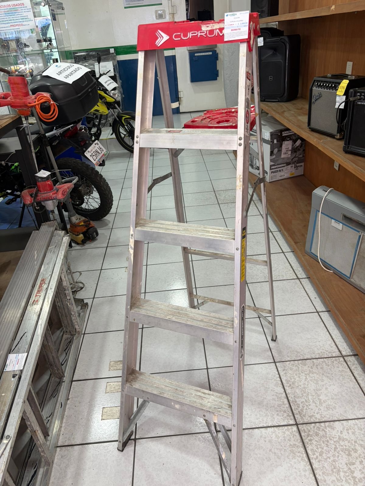 ESCALERA CUPRUM 4 PELDAÑOS