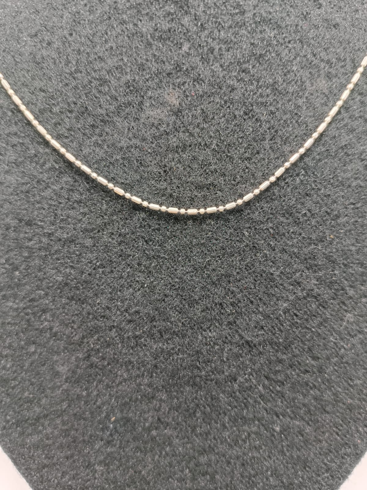 Collar eslabon punto y coma PLATA 925 peso 2.3gr 43cm, usado