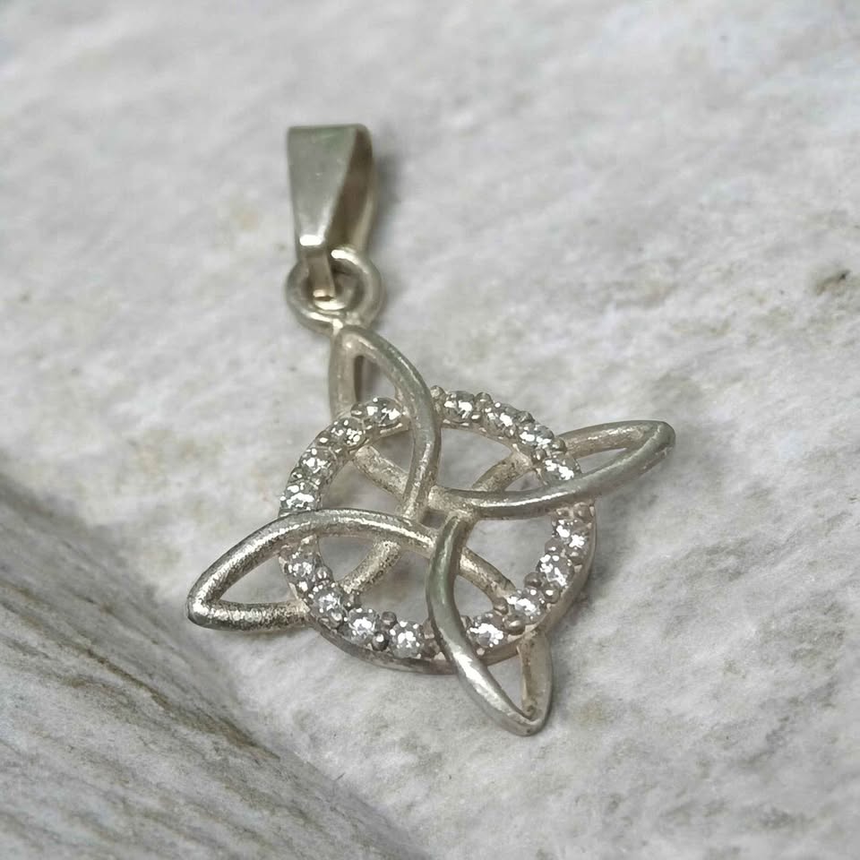 Plata Dije Tipo estrella .925 1.7g
